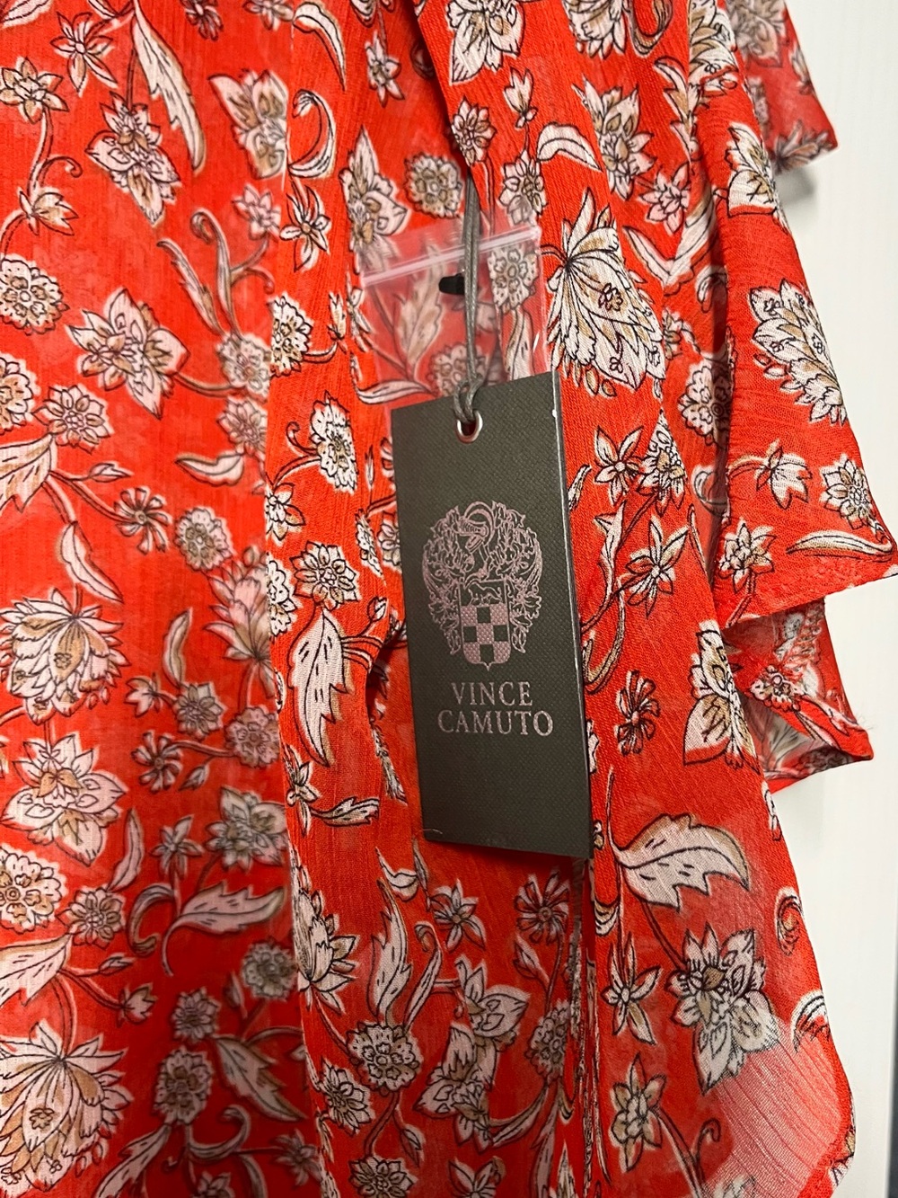 Vince Camuto Red Floral Ruffle Sleeve Blouse - Picture 6 of 9